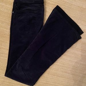 Holiday Pants!!!!! Gorgeous black velvet and very flattering 🖤